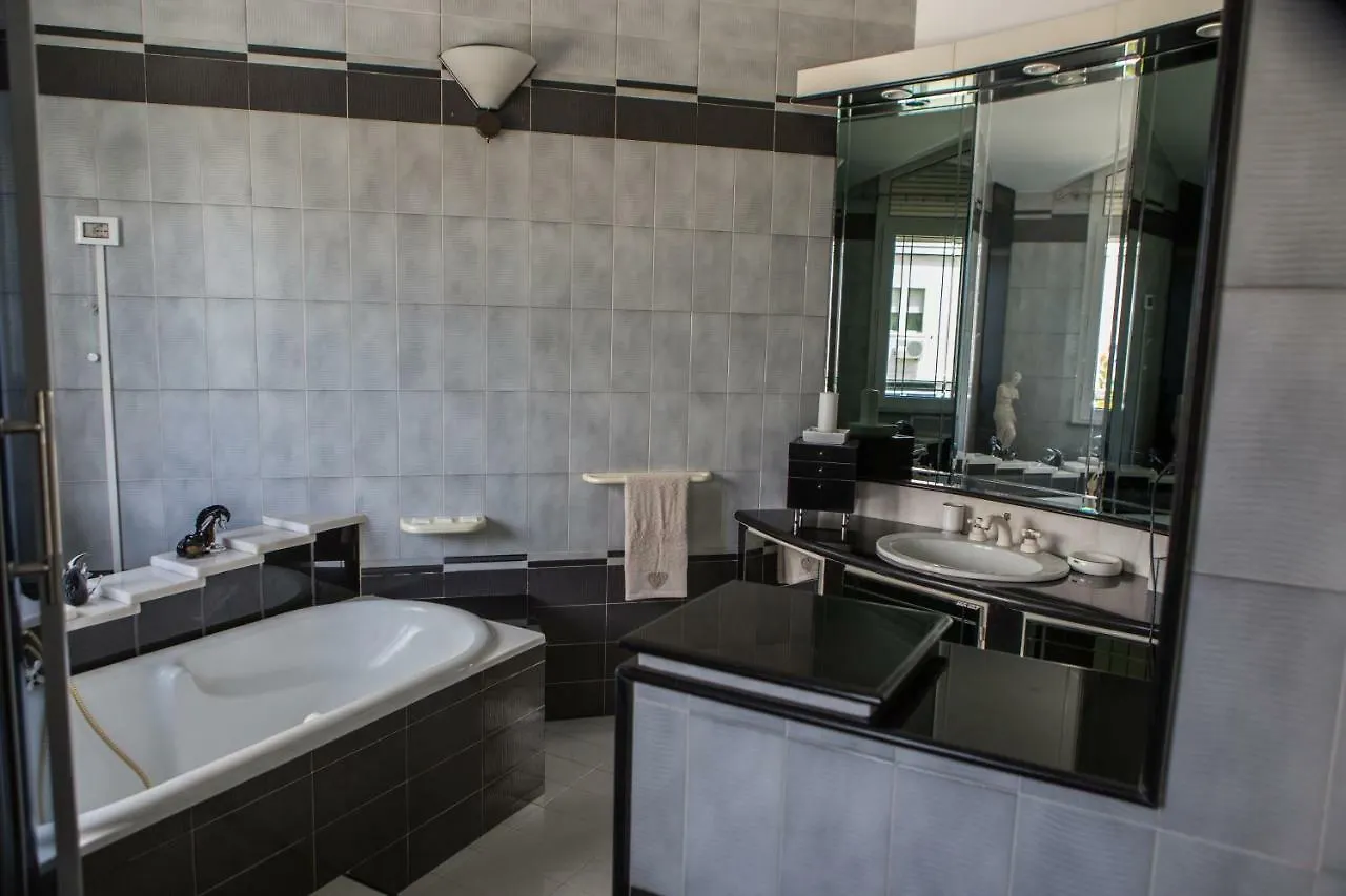 Vdl Luxury Villa Floridia Apartment
