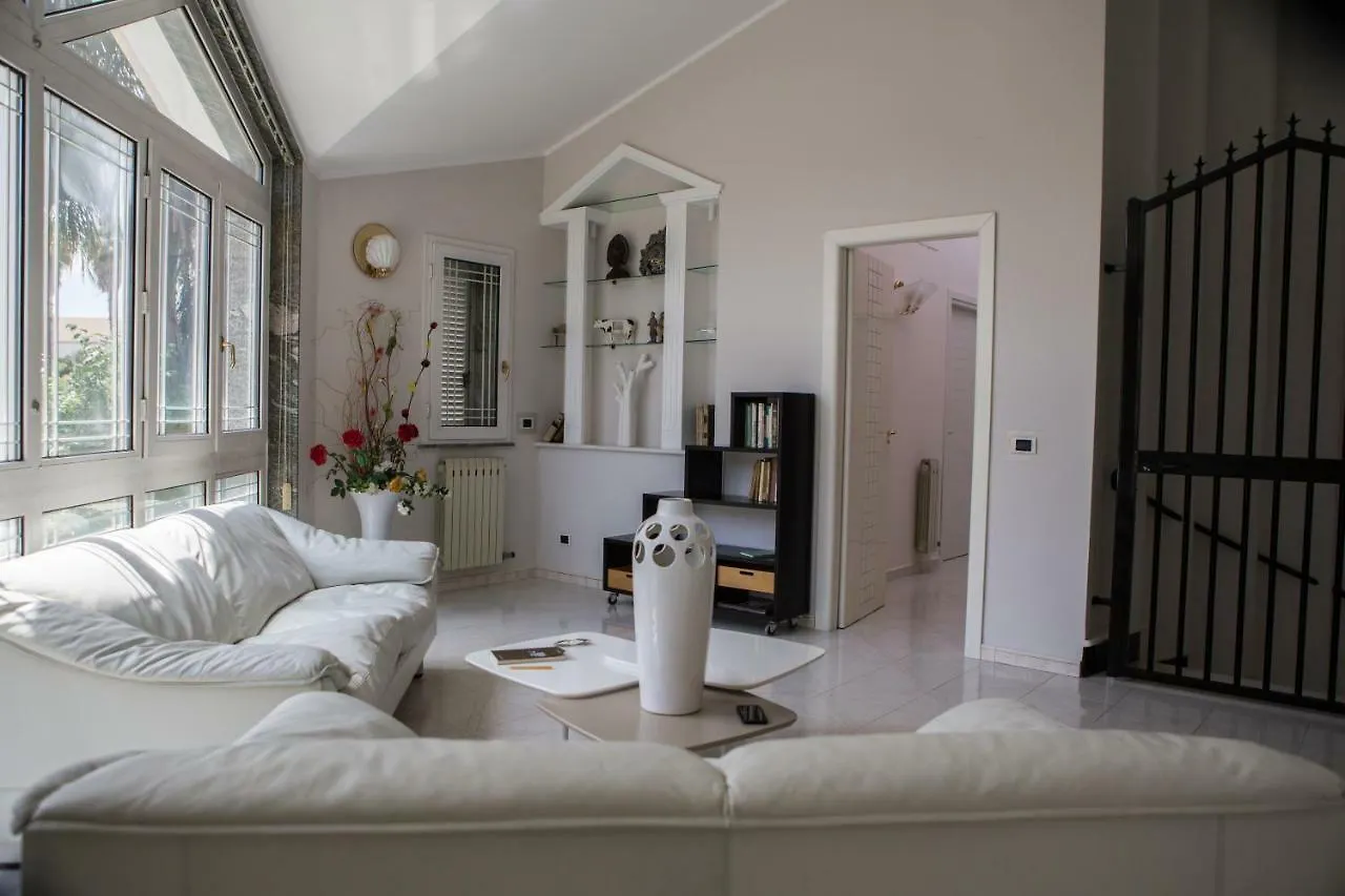Vdl Luxury Villa Floridia Apartment